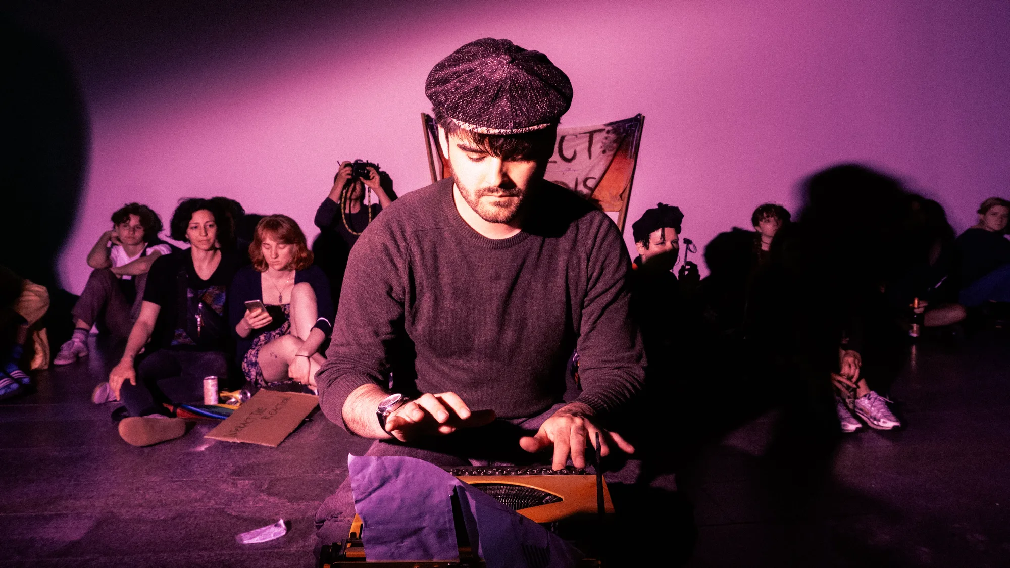 Tyko Say at Excuse me, Žižkov (Photo by Eduard Germis)