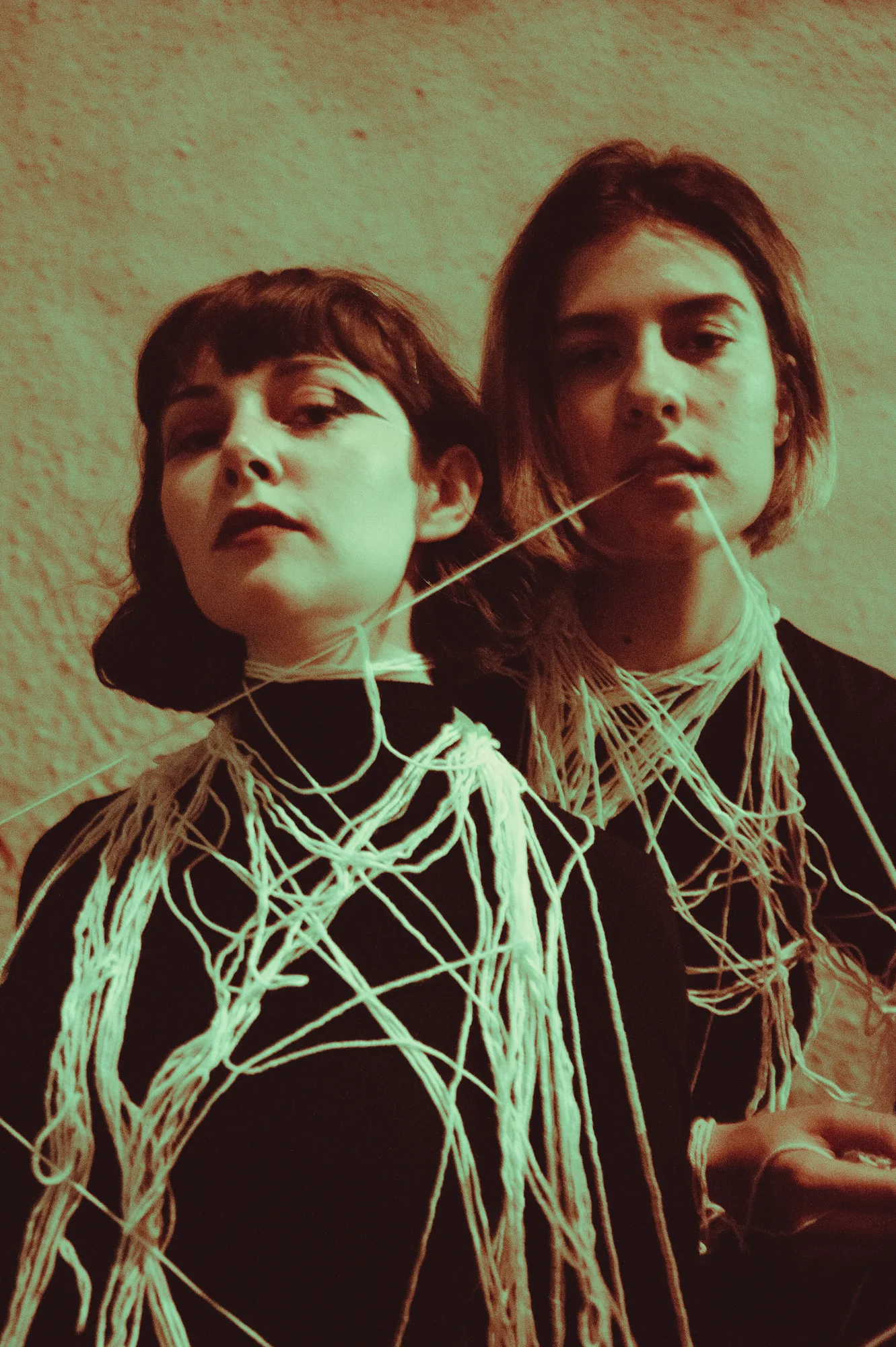 Sasha Honigman and Yeva Kupchenko performing at Tunnel Vision(s) (Photo by Julie Orlová)