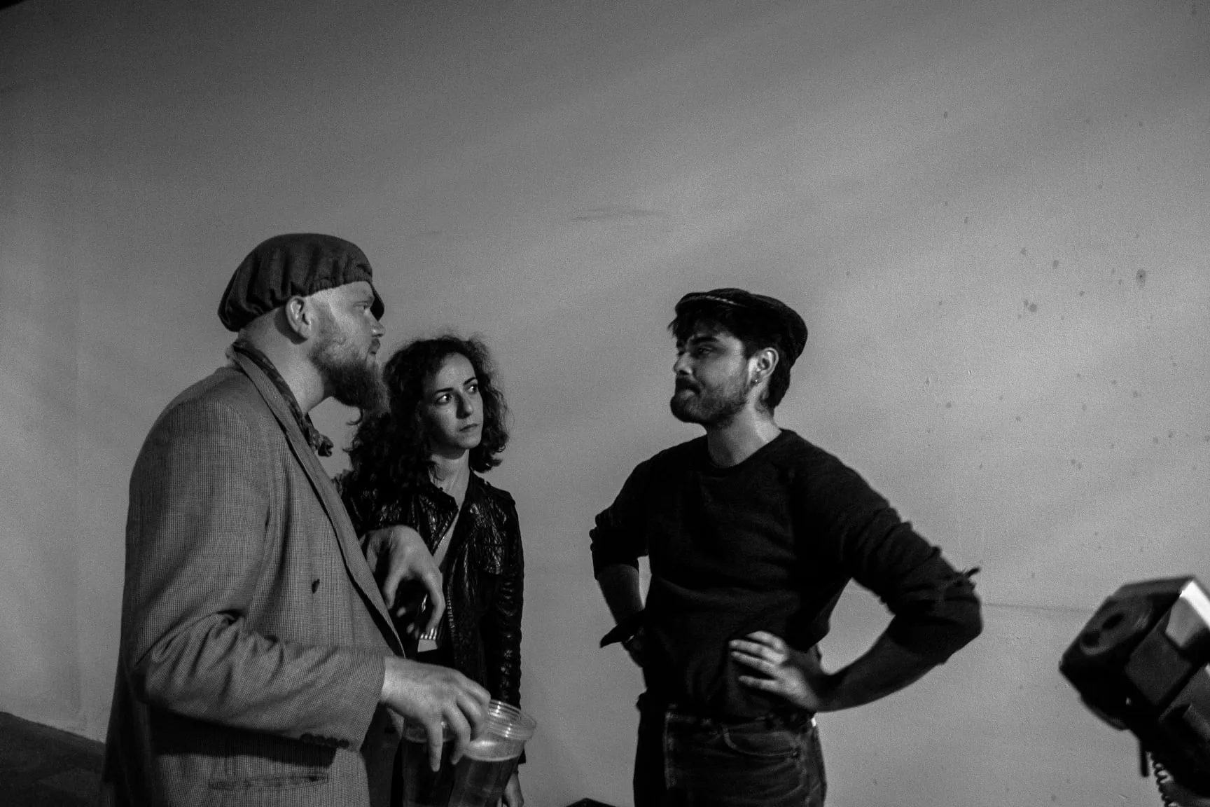 Jaromír Lelek, Roksan Mandel and Tyko Say at Excuse me, Žižkov (Photo by Jan Černý)