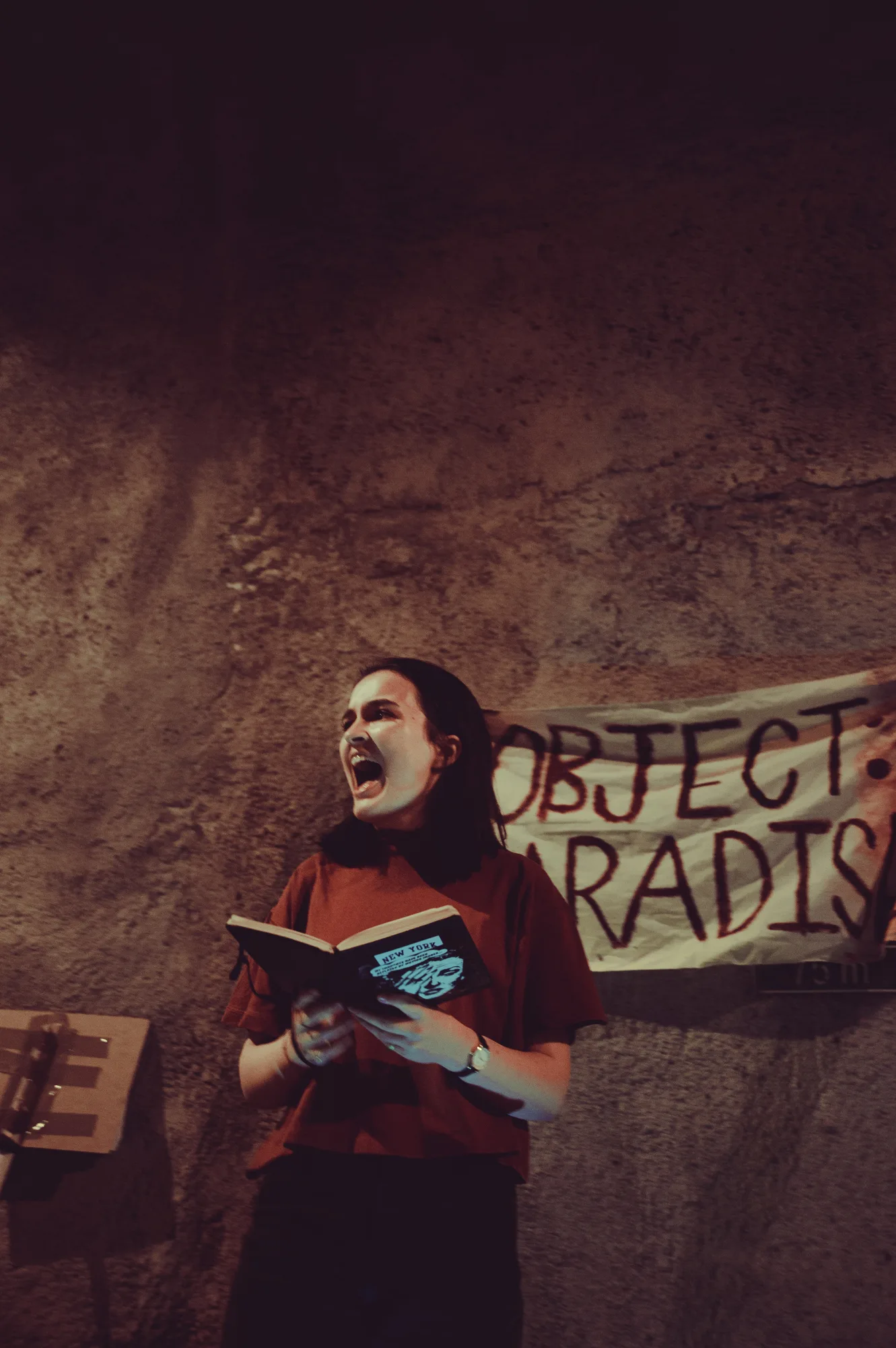 Anna Špirochová reading at Tunnel Vision(s) (Photo by Julie Orlová)